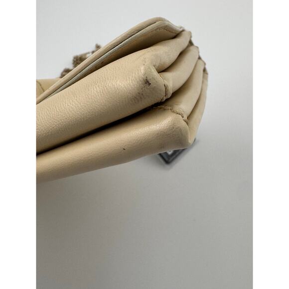 Valentino Garavani Rockstud Flap Shoulder Bag in Nude Leather with Gold - Picture 6 of 8